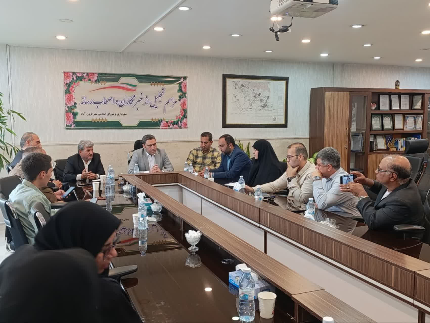 شهردار فرون آباد: اقدامات مجموعه مدیریت شهری براساس برنامه 5 ساله راهبردی شکل گرفت