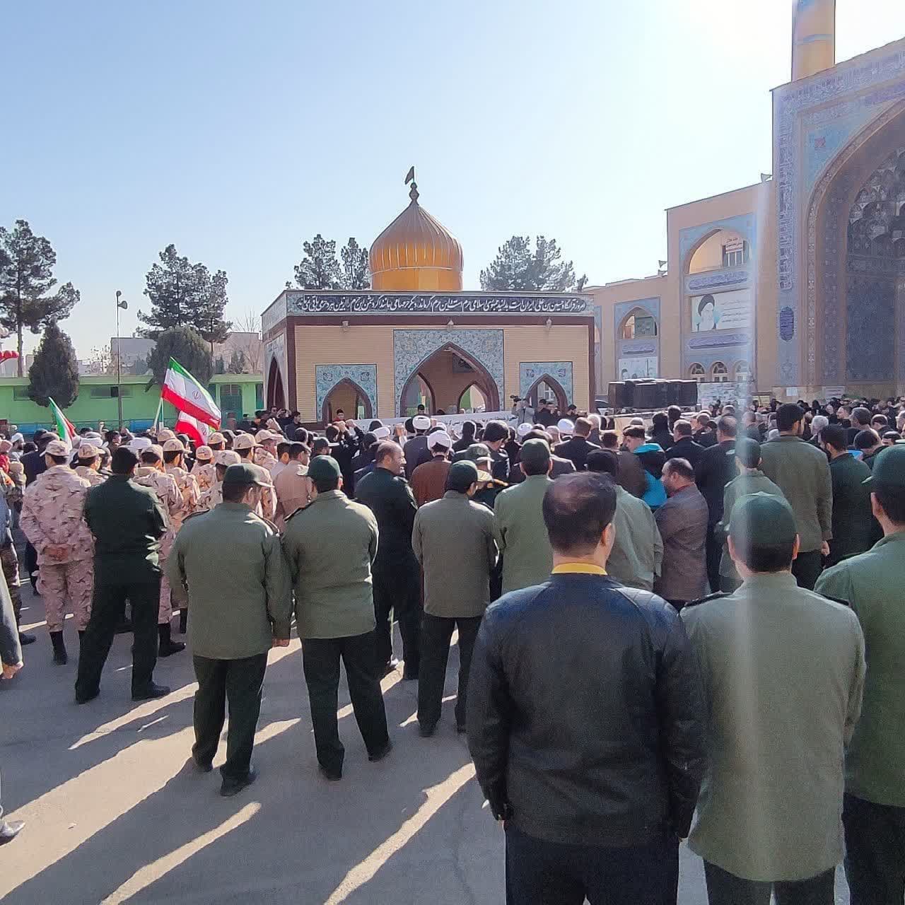 حضور سرپرست شهرداری فرون آباد در تجمع محکومیت حمله تروریستی گلزار شهدای کرمان