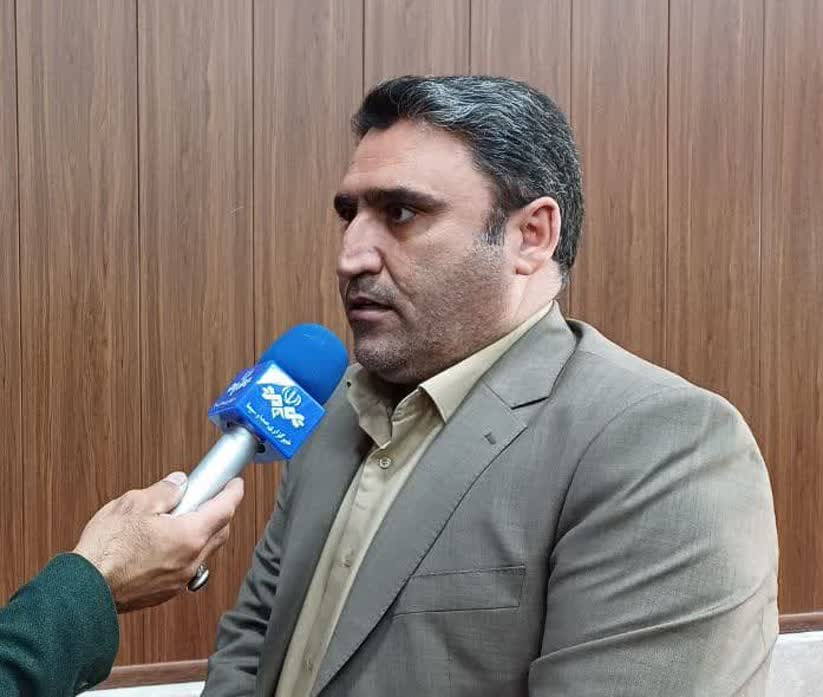  شهردار فرون آباد: قطار توسعه و پیشرفت در شهر متوقف شدنی نیست