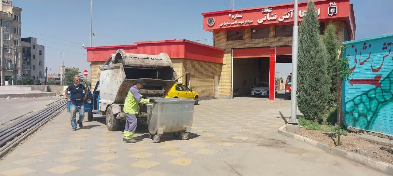  مخازن زباله فرسوده سطح شهر فرون آباد تعویض شد