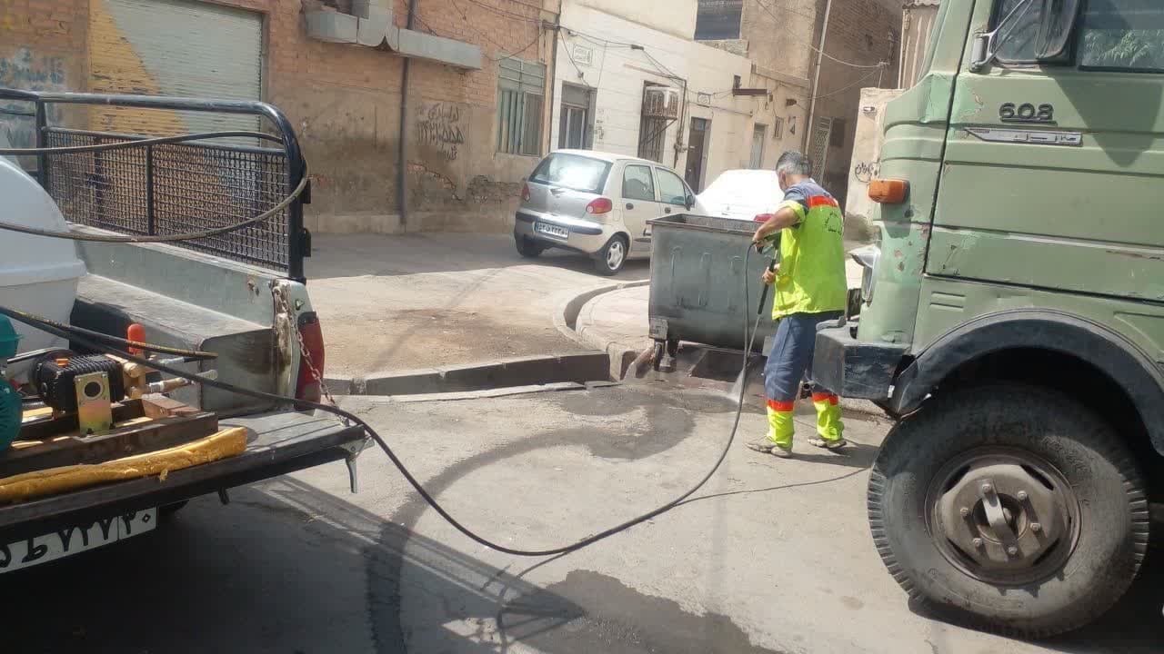 شهردار فرون آباد: تمام اهتمام شهرداری افزایش سطح خدمات رسانی به شهروندان است شهردار فرون آباد گفت: تمام اهتمام مجموعه شهرداری و شورای اسلامی شهر افزای