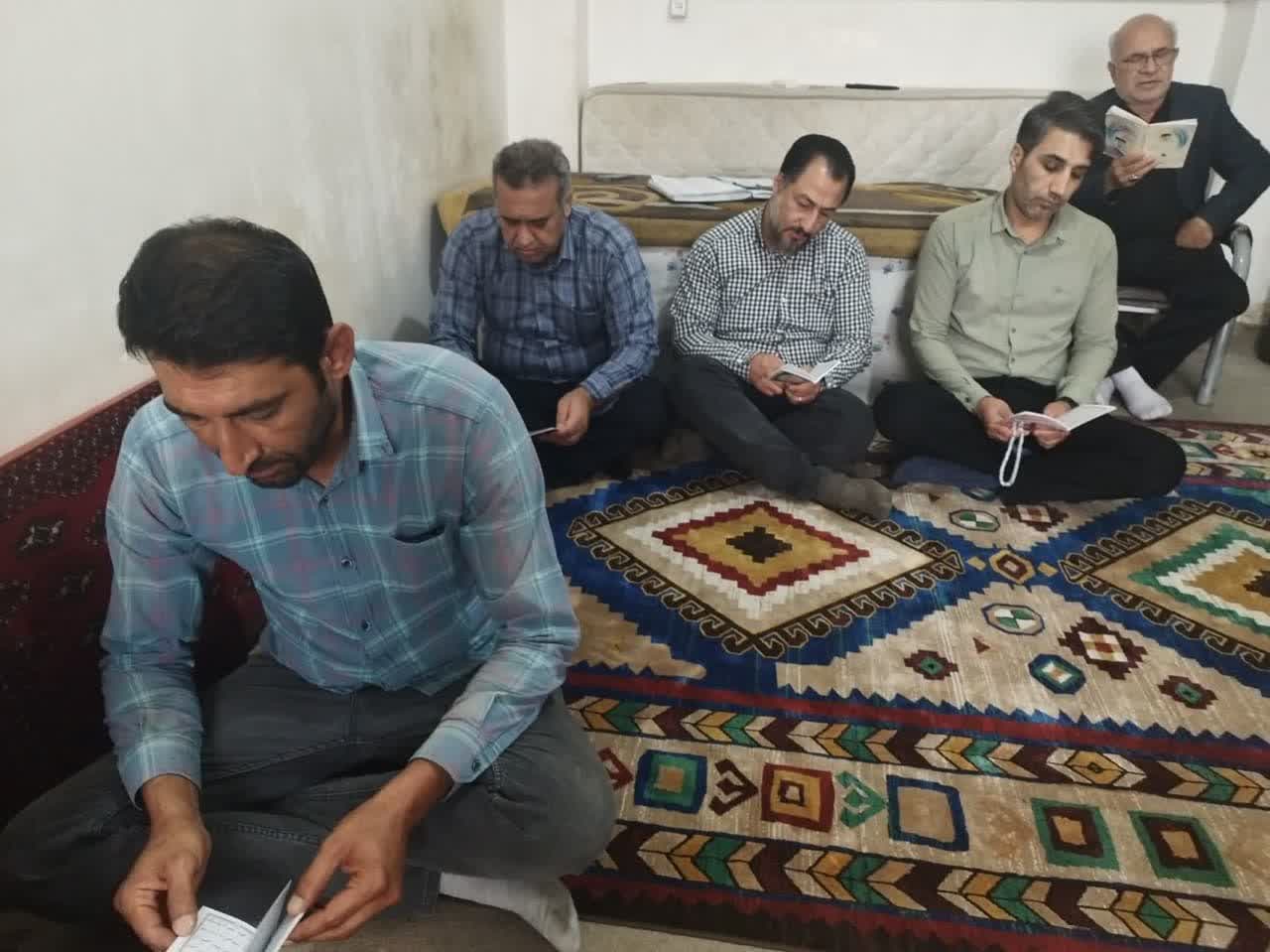  🔴 مراسم پر فیض زیارت عاشورا در شهرداری فرون آباد برگزار شد