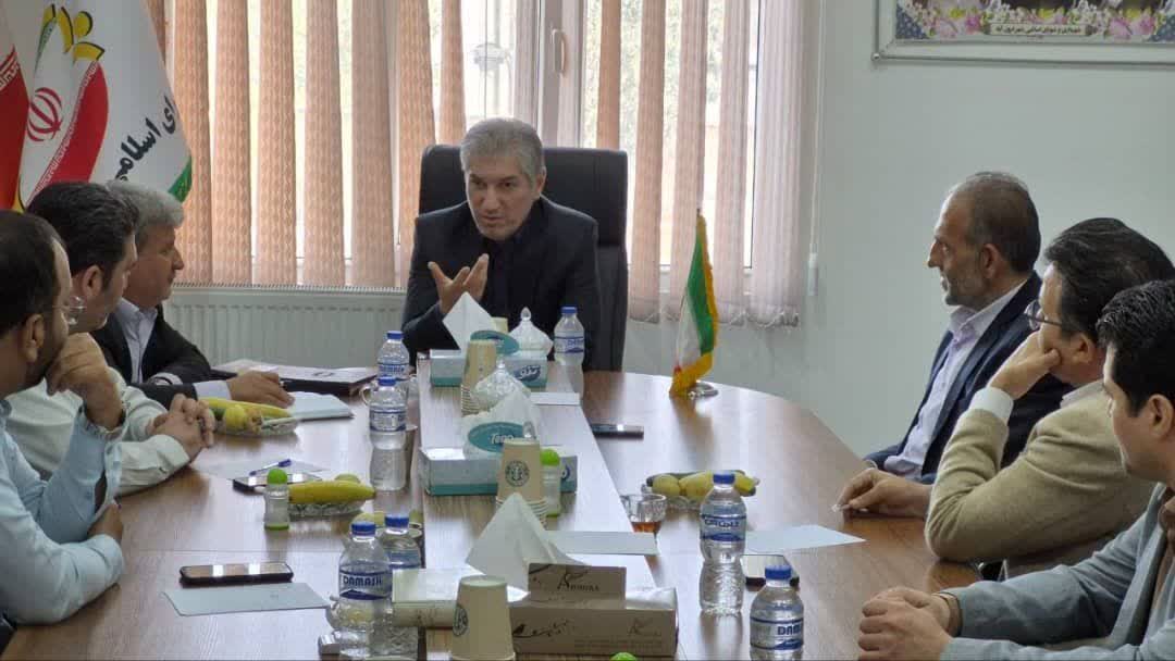  توسعه زیرساخت‌های ورزشی و افزایش نشاط اجتماعی در شهر فرون آباد