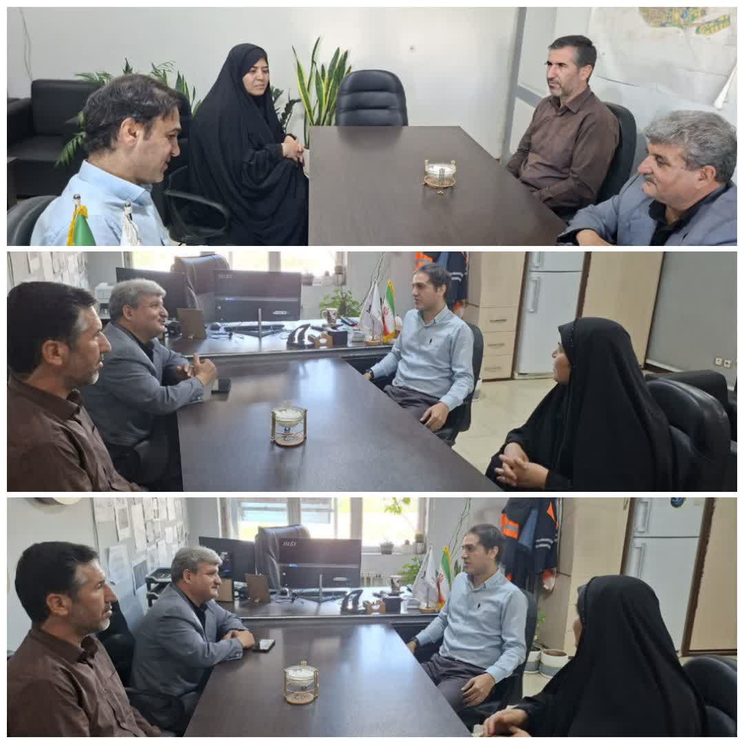 بررسی مشکلات صدور اسناد مالکیت در شهر فرون آباد در دیدار رییس اداره راه و شهرسازی پاکدشت