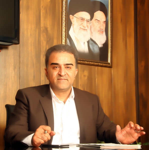  شهردارفرون آباد: خدمات واحدآتش نشانی مختص به این شهر نبوده وعلاوه بر شهر و روستاهای تابعه در مواقع ضرور به شهرهای همجوار نیز خدمات ارائه می‌کند