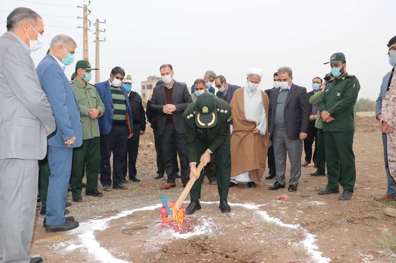  شهردار فرون آباد: احداث سالن 9 دی مکانی مناسب جهت پرکردن اوقات فراغت جوانان