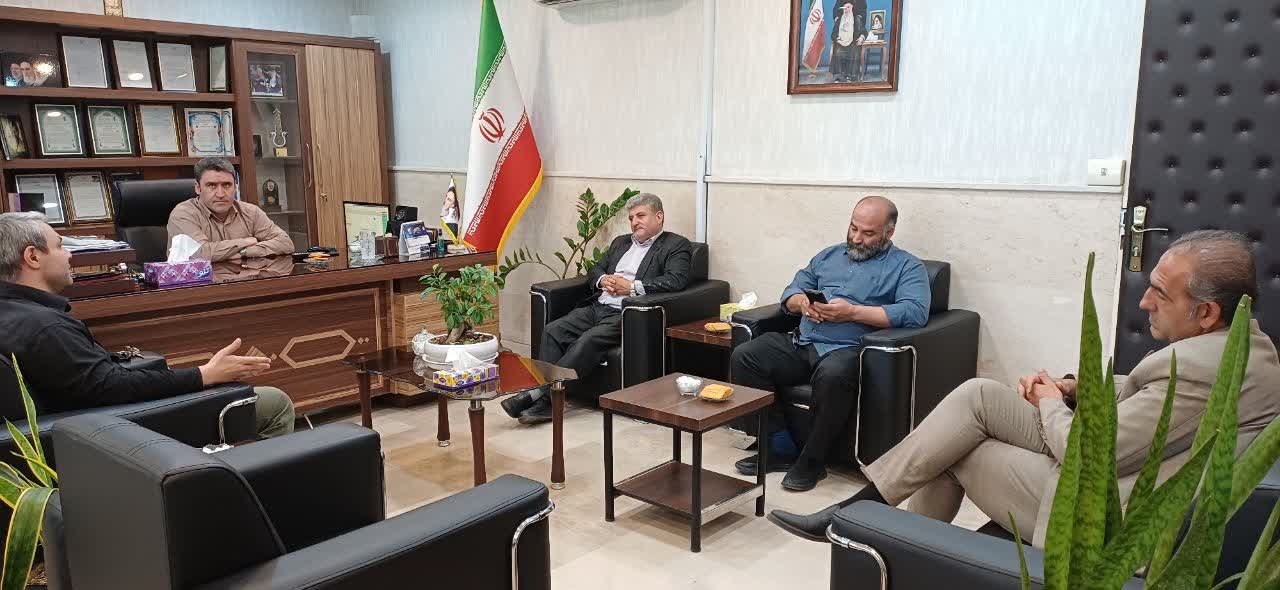  شهردار فرون آباد: اجرای برنامه های فرهنگی با مشارکت فعال شهروندان همراه باشد
